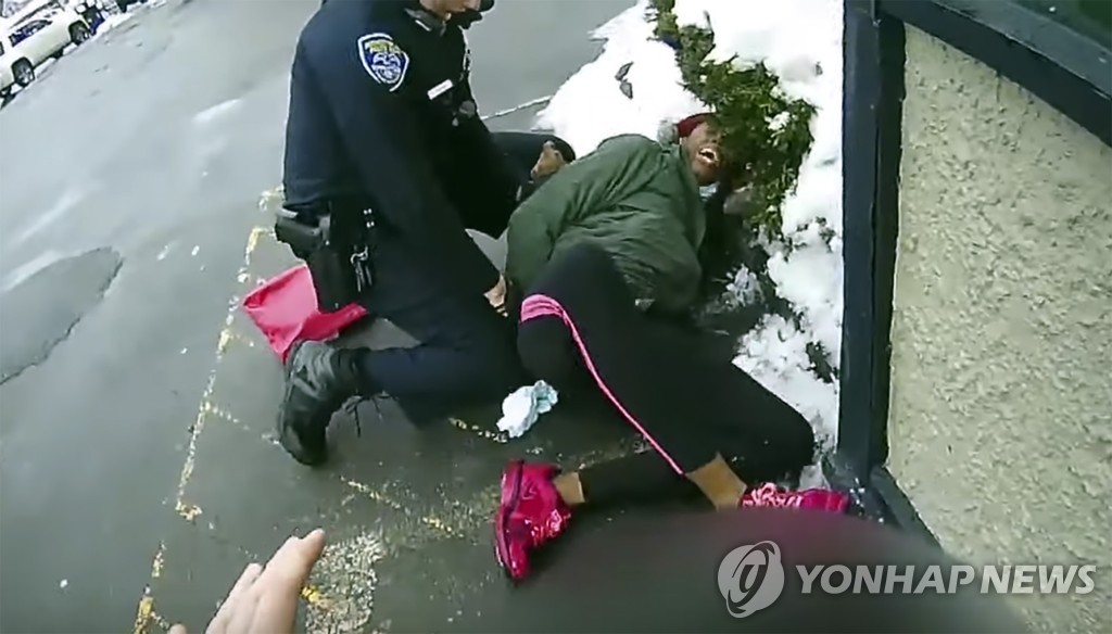 로체스터 경찰 보디캠 영상
