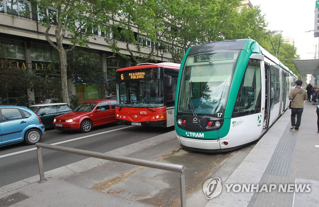 스페인 바르셀로나 노면전차 트램