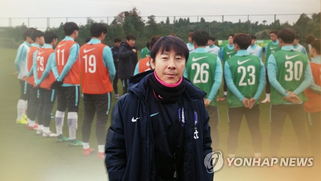 닭띠 신태용 "붉은 닭의 기운 받아 U-20 월드컵 8강"(CG)
