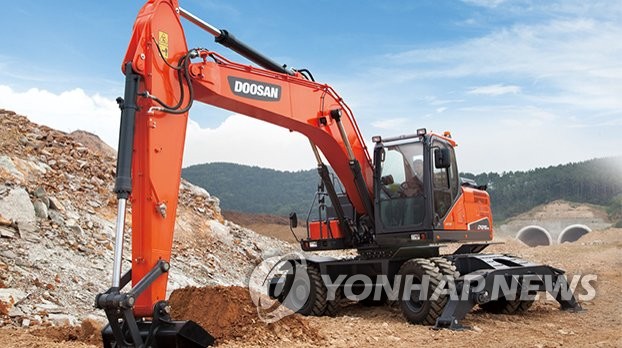 두산 인프라코어 굴삭기 DX210W-5