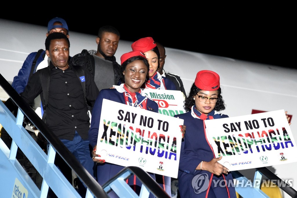 NIGERIA-SAFRICA-DIPLOMACY-UNREST-REPATRIATE