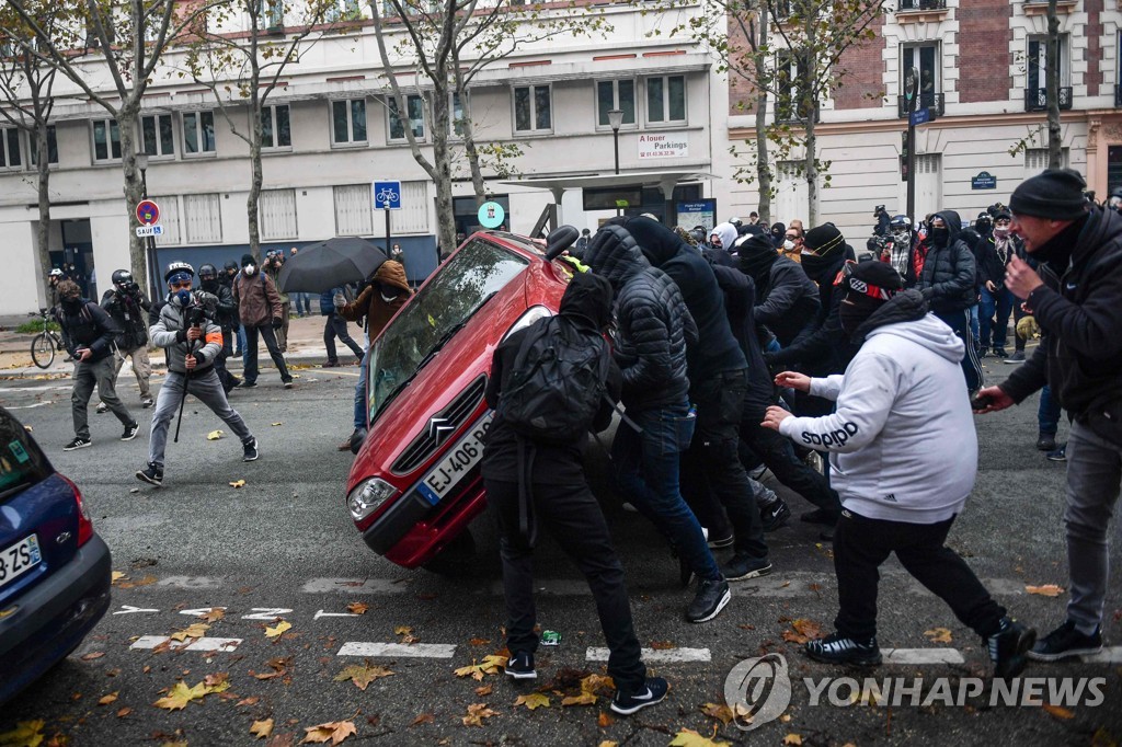 佛 전역서 ′노란 조끼′ 1주년집회…곳곳서 시위대-경찰 충돌