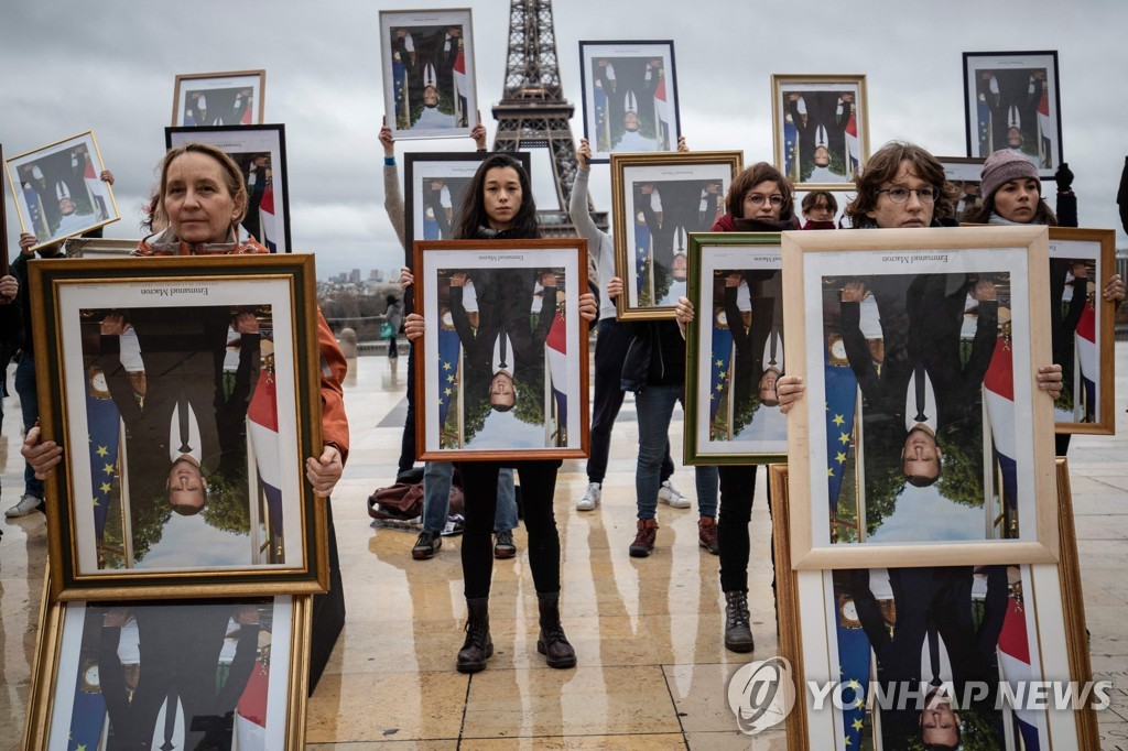 FRANCE-POLITICS-ENVIRONMENT-CLIMATE-DEMO