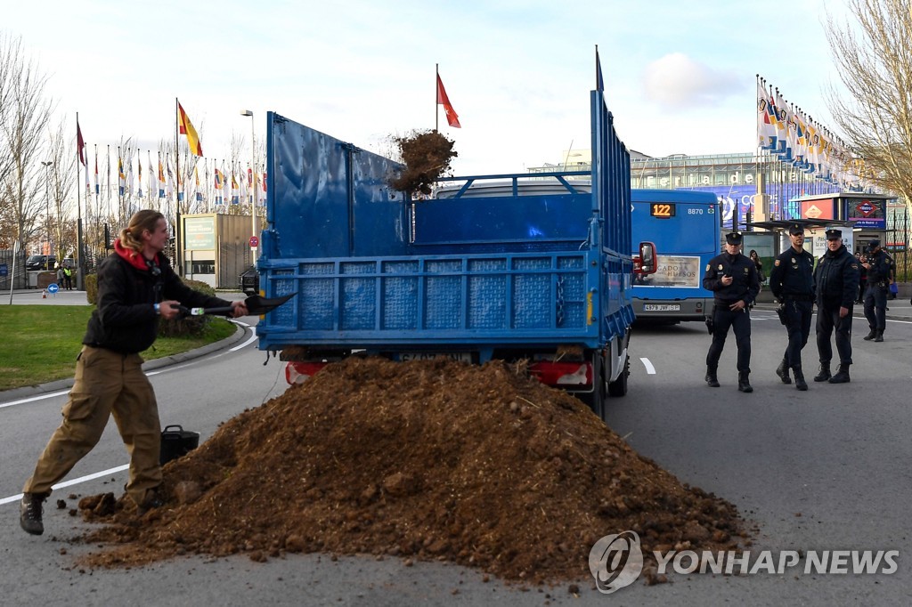 SPAIN-UN-CLIMATE-ENVIRONMENT-COP25-DEMO