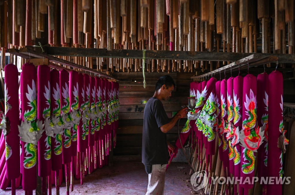 MALAYSIA-CHINA-TRADITION-INCENSE