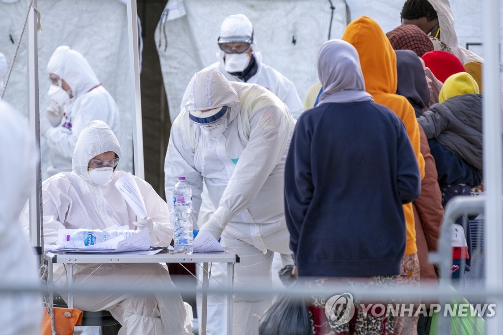 ITALY-MIGRANTS-HEALTH-VIRUS