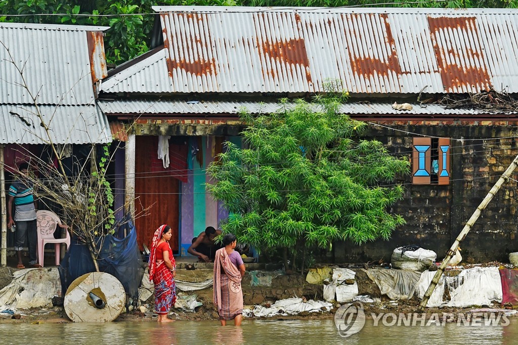 BANGLADESH-WEATHER-FLOODS