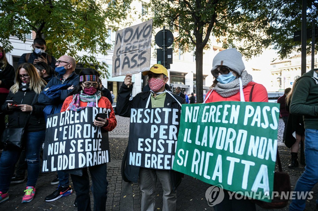 ITALY-HEALTH-VIRUS-ECONOMY
