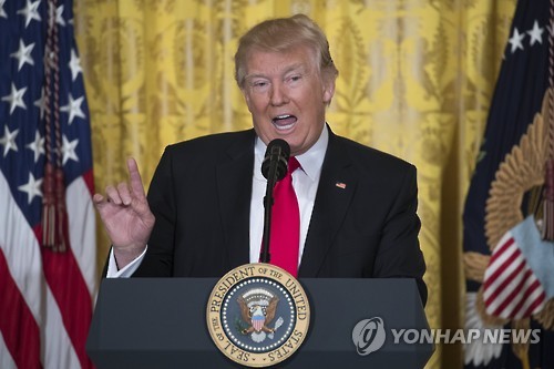 트럼프, 75분동안 기자회견…호통·분노 표출