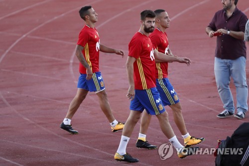 스페인 대표팀 훈련 합류한 피케