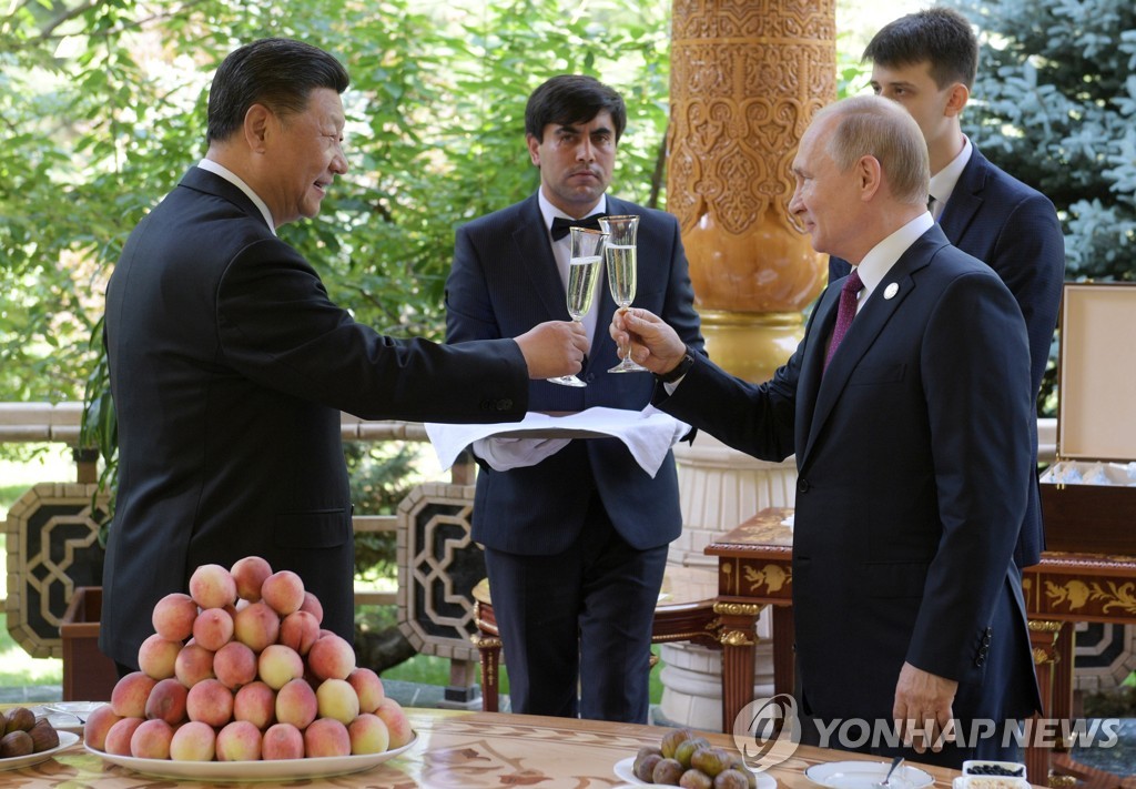 시진핑 중국 국가주석과 블라디미르 푸틴 러시아 대통령[EPA=연합뉴스 자료사진]