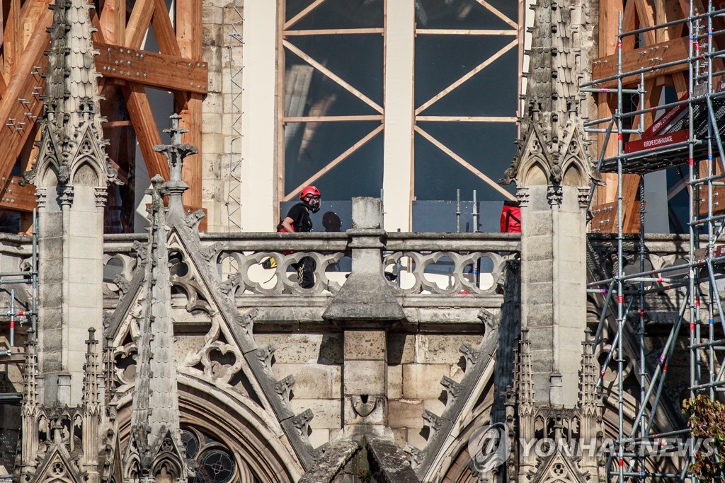 FRANCE NOTRE DAME LEAD POLLUTION