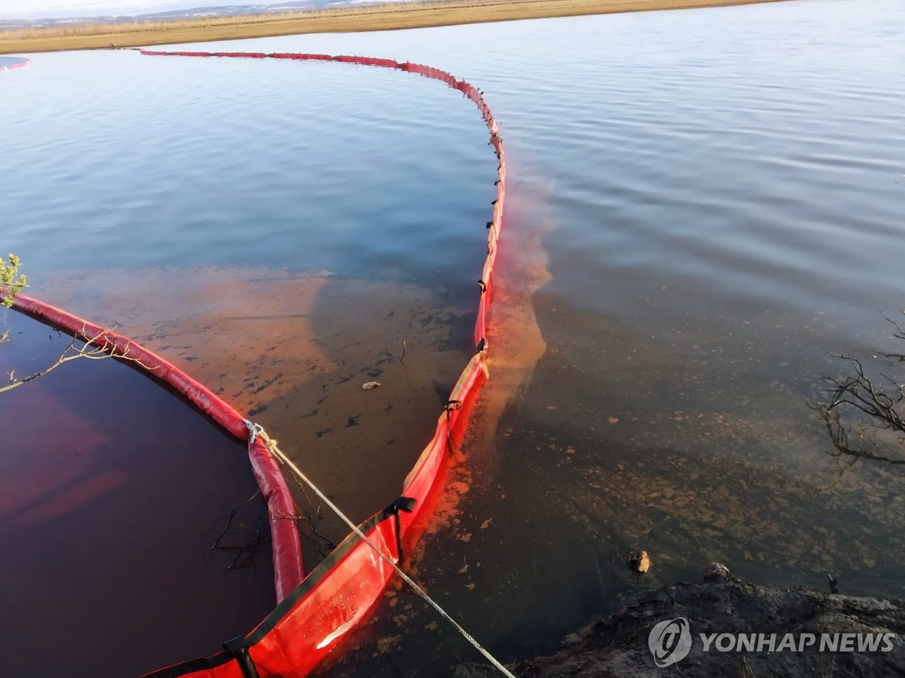 RUSSIA OIL PRODUCTS SPILL