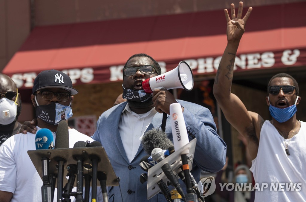 US-GEORGE-FLOYD'S-BROTHER-HOLDS-PRAYER-VIGIL-AT-MEMORIAL-SITE