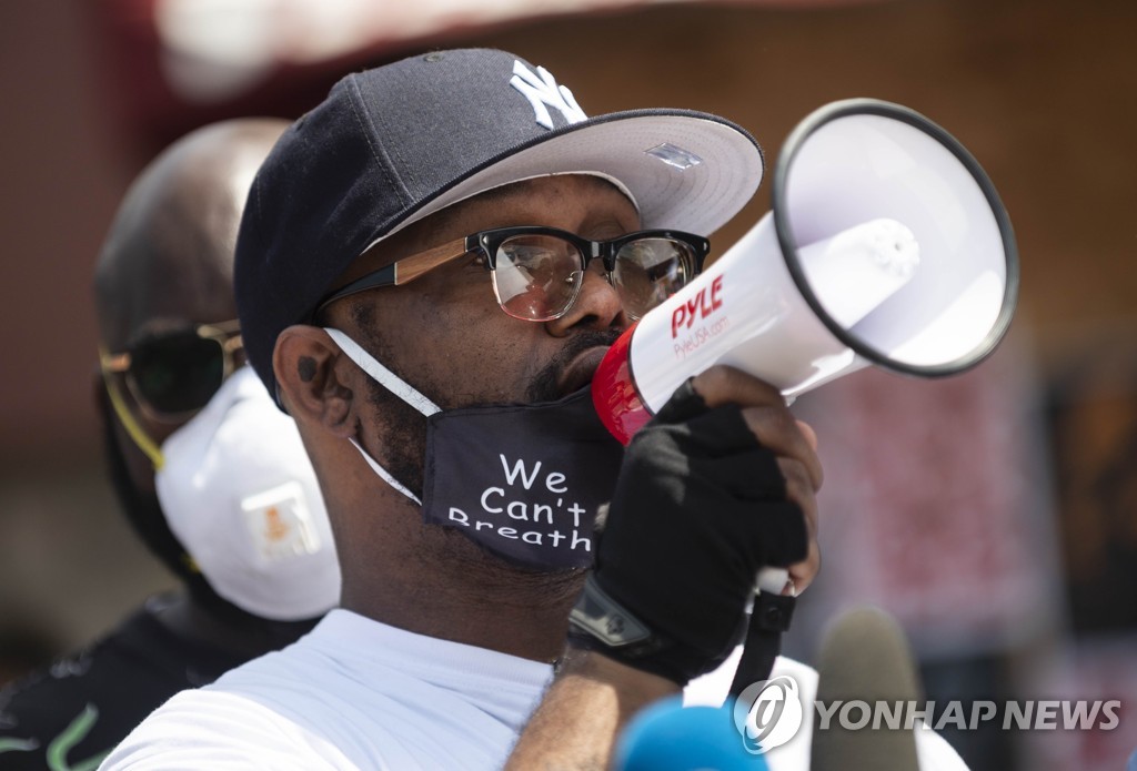 US-GEORGE-FLOYD'S-BROTHER-HOLDS-PRAYER-VIGIL-AT-MEMORIAL-SITE