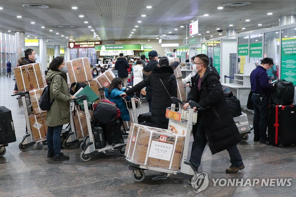  신종코로나 우려로 중국을 오가는 항공기 터미널을 분리한 러 셰레메티예보공항의 1일 모습