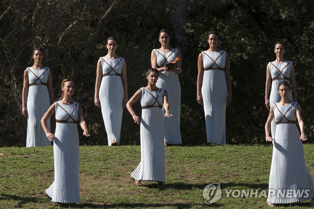 (SP)GREECE-ANCIENT OLYMPIA-BEIJING-WINTER OLYMPIC GAMES-FLAME LIGHTING CEREMONY