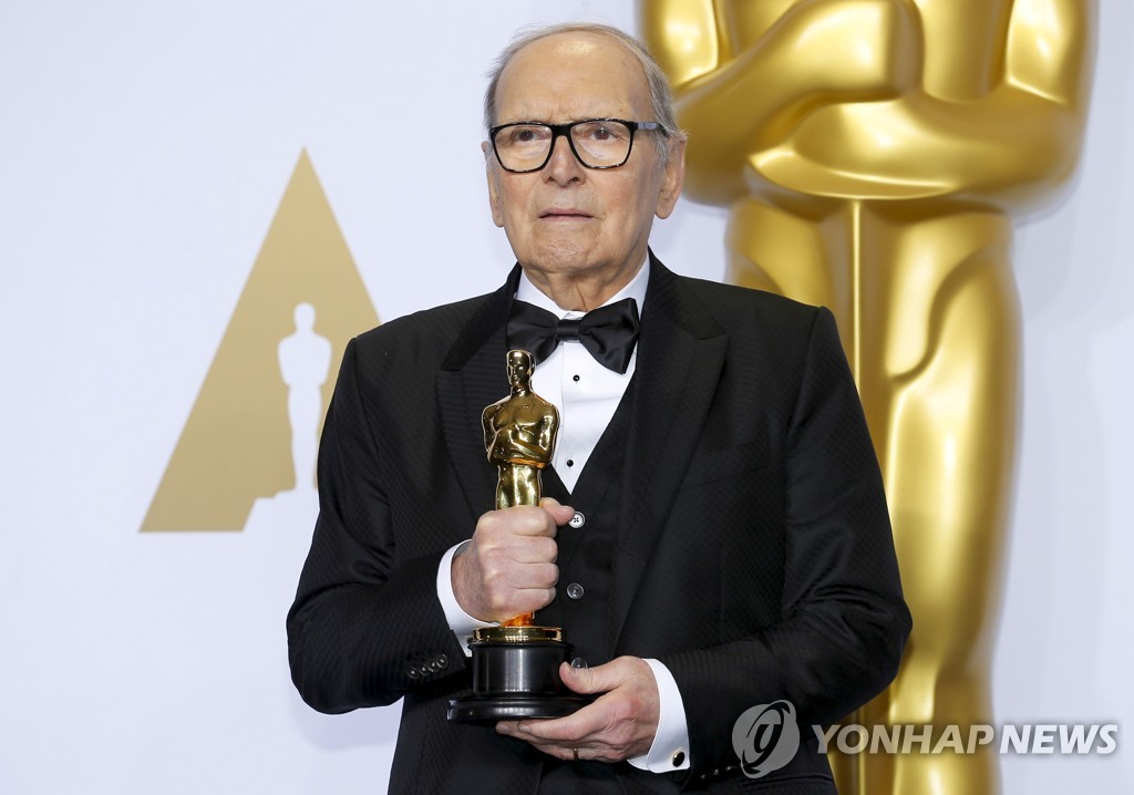PEOPLE-MORRICONE/