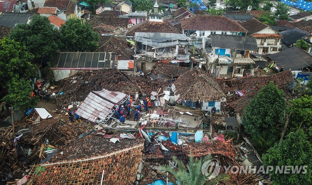 INDONESIA-QUAKE/