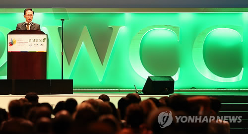 축사하는 이대통령