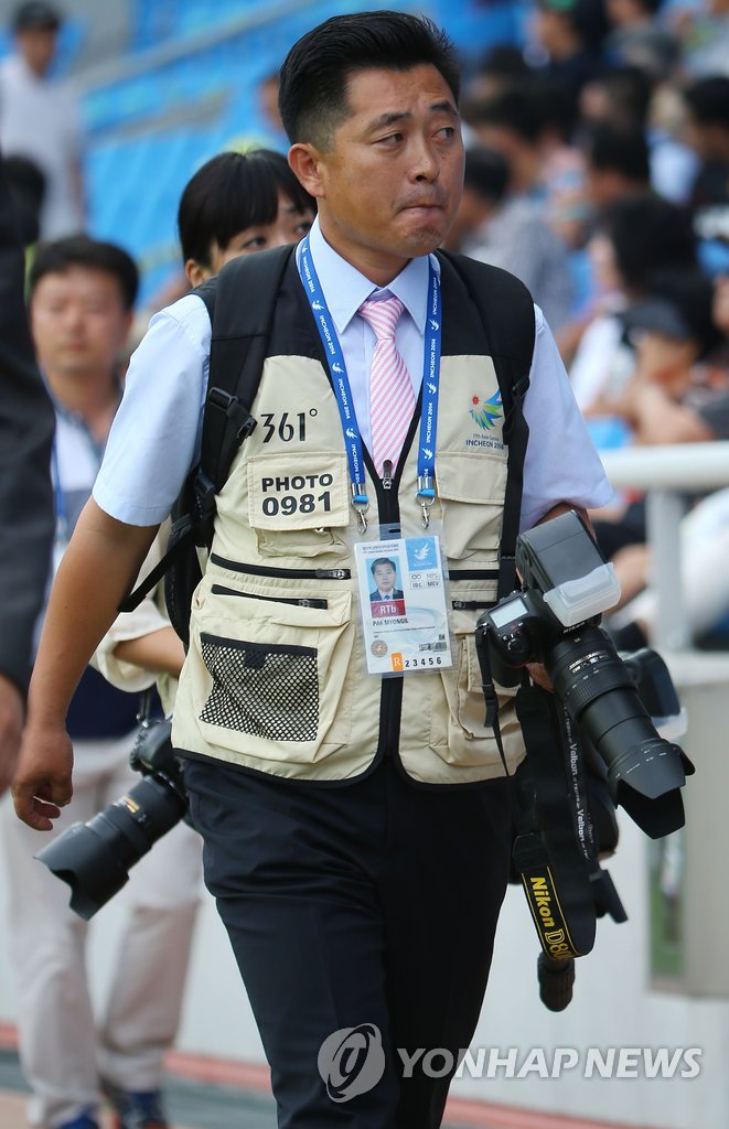 북한축구 취재나온 북한 기자