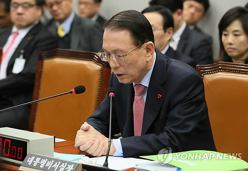 김기춘 "민정수석 사표 받고 해임건의할 것"