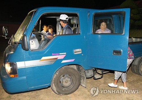 "얼른 집으로" 트럭 타고 돌아가는 강화도 주민들