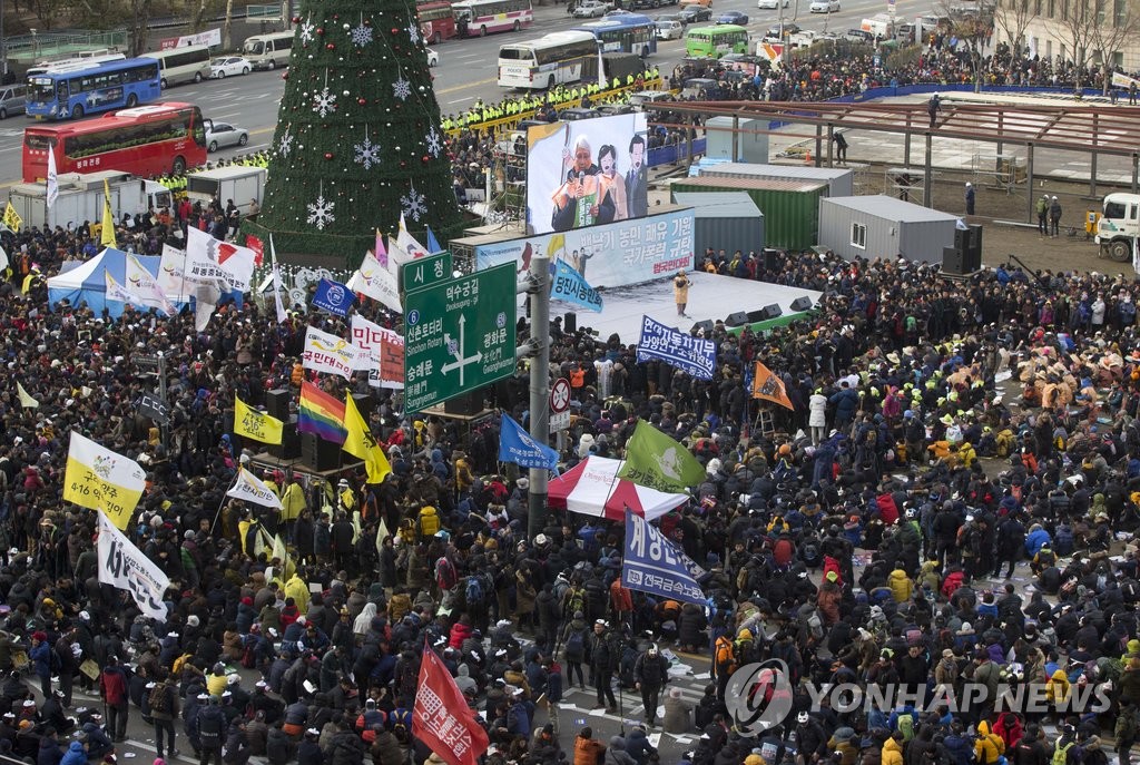사진은 서울광장에서 열린 제2차 민중총궐기 대회 모습. 