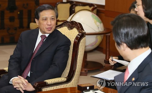 윤 외교 만나는 장예쑤이 중 외교부 상무부부장
