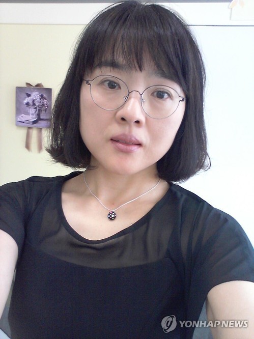 '기부천사' 고덕초등학교 김소희 교사