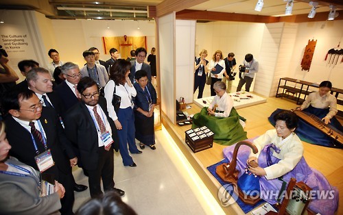 한국 매듭 문화 '관심'