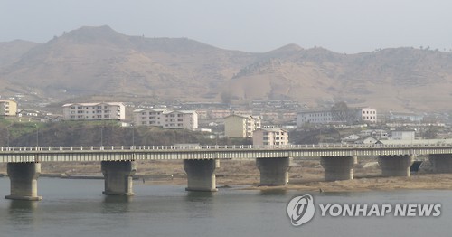중국 지안~북한 만포 간 새 다리