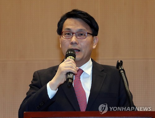 '당원권 정지' 윤상현, 국회서 '태극기집회' 지지 토론회