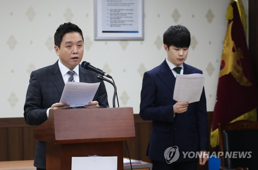 의무경찰 인권침해 사건조사 브리핑하는 임태훈 소장