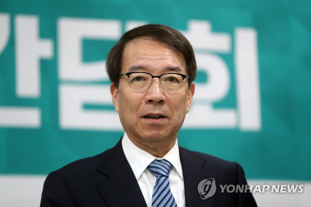 정운찬 전 총리, 광주서 기자간담회