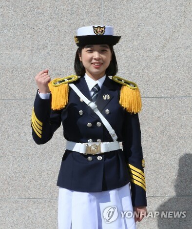 '경찰대 자매' 신입생 엄희원씨