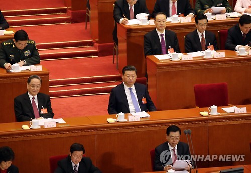 '엄숙한 표정'의 시진핑 中 국가주석