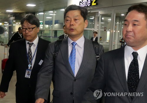 부산 도착한 모리모토 총영사