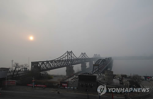 中, 북한 관광 전면 중단