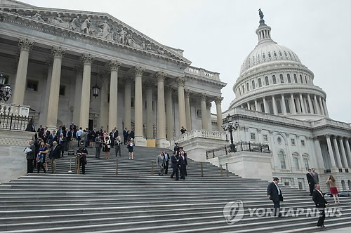 美하원, 초강력 새 대북제재법 압도적 가결