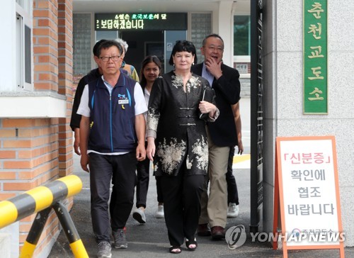 '한상균 면회' 춘천교도소 찾은 국제노총 사무총장