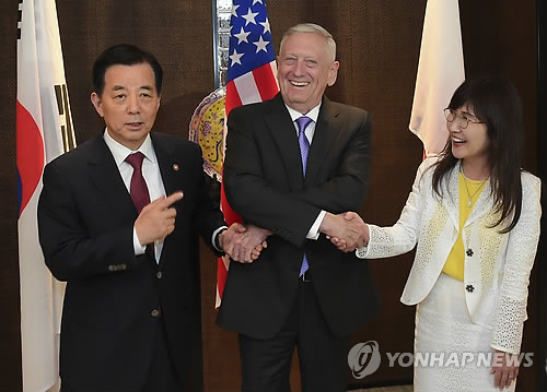 '한미일 동맹 굳건합니다'