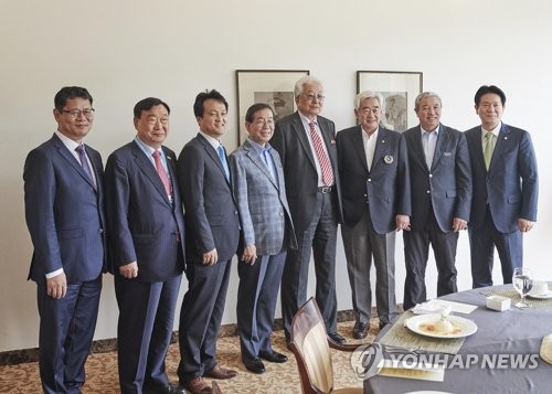 장웅 북한 IOC 위원 등과 오찬간담회