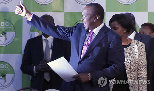 케냐 선관위 "케냐타 대통령 재당선…54.27% 득표"