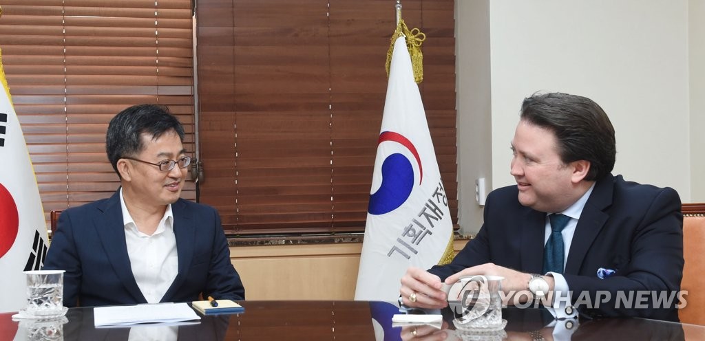 김동연 부총리, 마크 내퍼 주한 미국대사 대리 면담