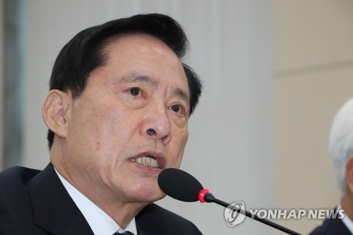 국방위에 출석한 국방부 장관