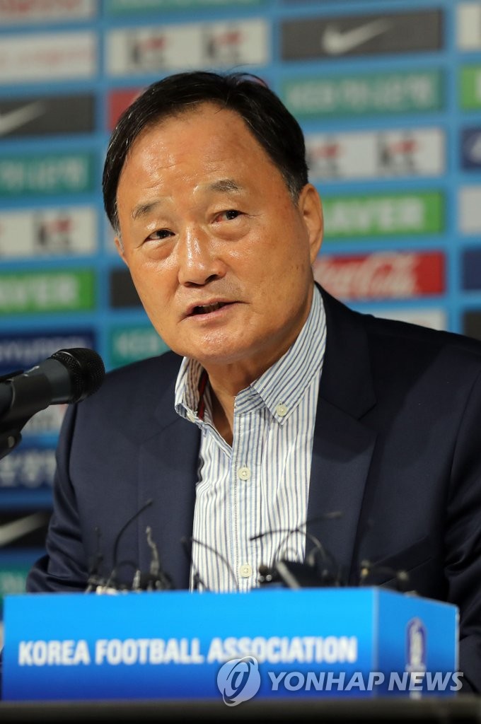 기술위 결과 브리핑하는 김호곤 대한축구협회 부회장