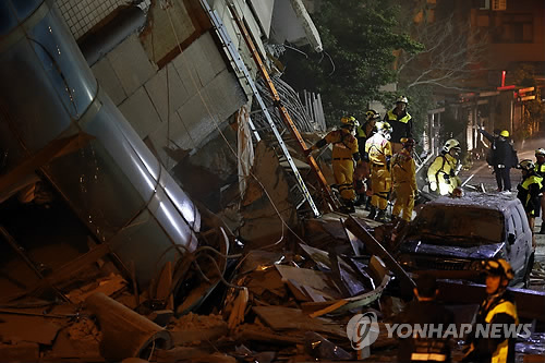 대만서 6.4 강진…"2명 사망·200여명 부상"