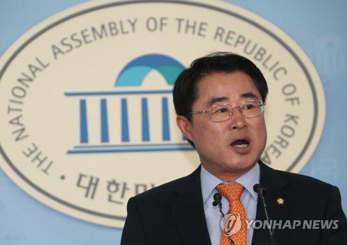 평화당 "문 대통령, 김기식 사태 사과하고 인사라인 쇄신해야"