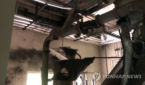 용접 중 폭발사고 난 한전원자력연료 건물 내부